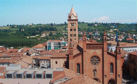 Alba Scopri Ed Esplora I Comuni Di Langhe E Roero