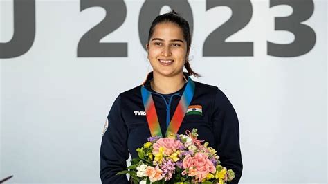 Rhythm Sangwan Wins Gold In National Shooting Championships Manu