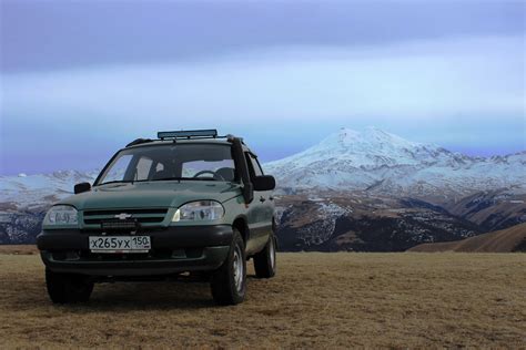 Ужин с видом на Эльбрус — Chevrolet Niva, 1,7 л, 2009 года ...