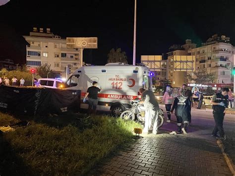 Alanya Da Hafif Ticari Ara Ile Motosiklet Arp Mas L Son Dakika