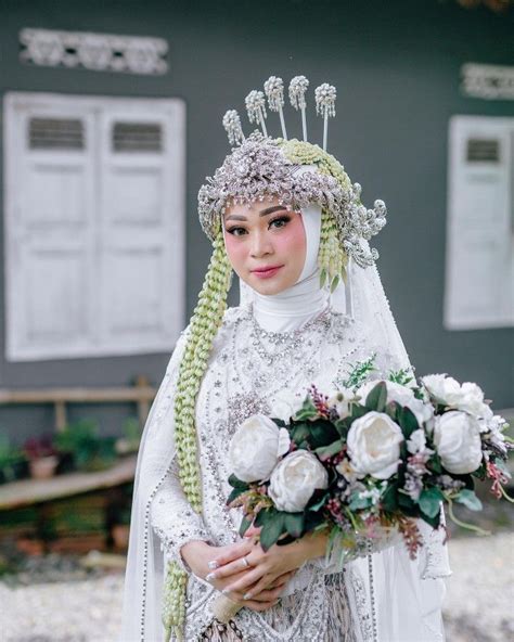 Pin Di Pose Pengantin Wanita Pose Pengantin Kerudung Pengantin