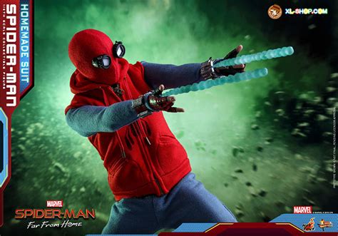 Hot Toys MMS552 Spider Man Far From Home 1 6th Scale Spider Man Homemade Suit Version