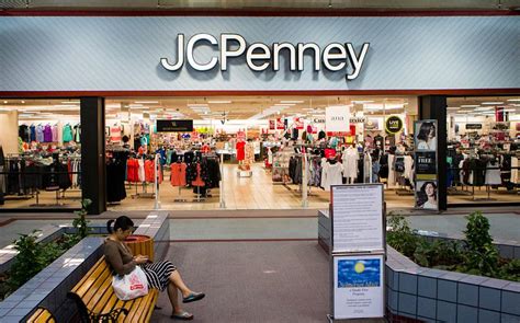 Manager Of Somerset Malls Jcpenney Presented Companys Founders Award