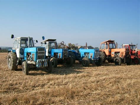 ZT300-D,2xZT303, ZT300 standen auf dem LPG Stützpunkt in Klaffenbach ...