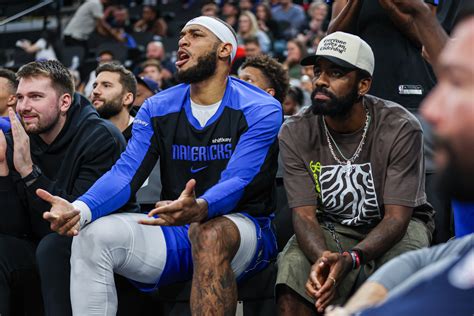 Despite turnovers, Mavericks achieve one goal in 110-96 loss to