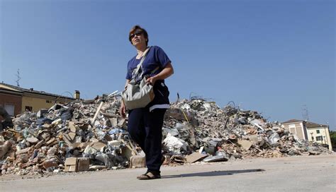 Terremoto In Emilia Le Nuove Foto Il Post