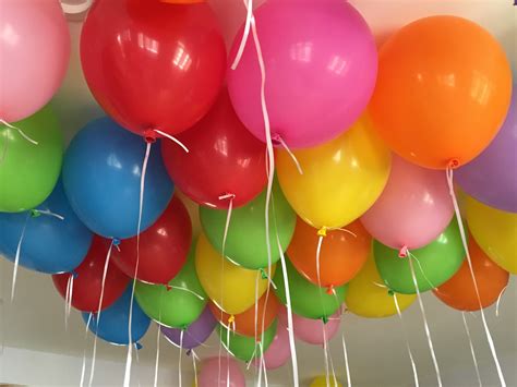 Floating Helium Balloons That Balloons