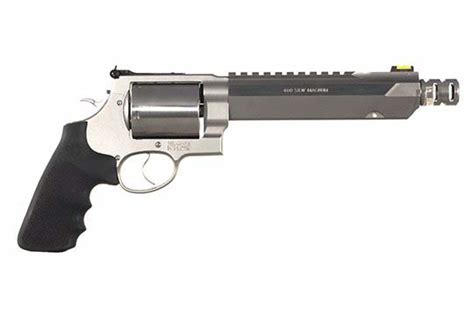 Smith & Wesson 460 XVR Performance - GunGenius