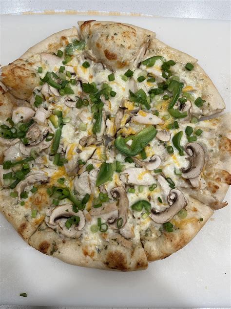 Roasted Garlic Ranch Chicken Pizza R Pizza