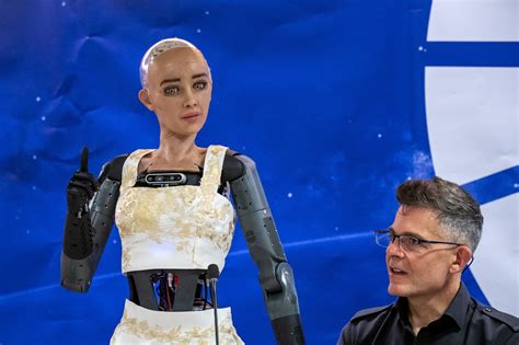 Ia à Lonu Des Robots Humanoïdes Disent Pouvoir Diriger Le Monde