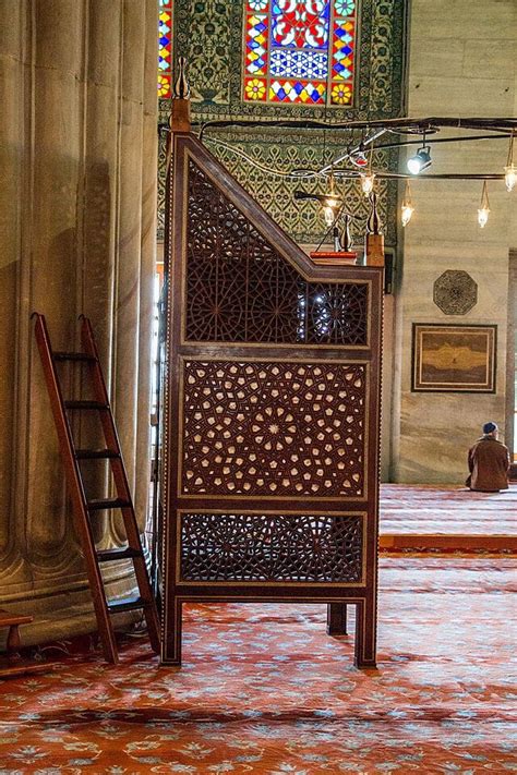 Minbar Kayu Mimbar Khotbah Pola Sholat Masjid Kali Ottoman Foto Latar