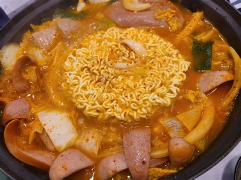 잠실새내 점심은 잠실새내 맛집 부대찌개 끓임 네이버 블로그