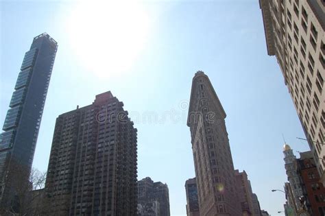 Vistas a Los Edificios Más Emblemáticos Y Rascacielos De Manhattan