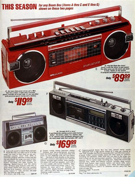 Vintage Portable Radios From The 50s To The 80s Click Americana