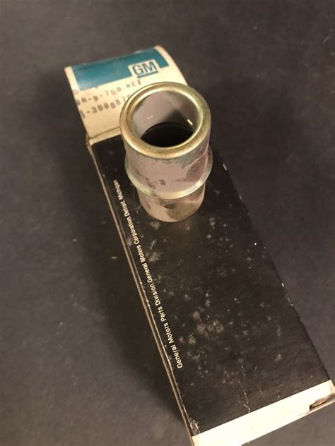 Nos 1971 91 Chevrolet Cigarette Lighter Retainer 3986870 3986870
