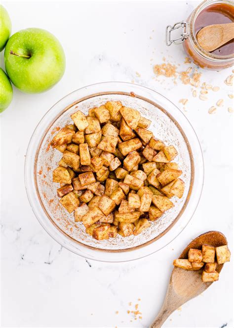 Mini Caramel Apple Cheesecakes With Streusel Topping Xoxobella