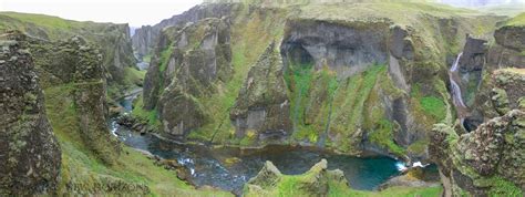 Fjaðrárgljúfur Canyon — Facing New Horizons