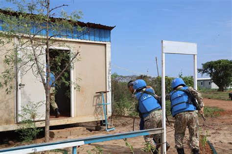 Video Gay cấn tình huống giả định phòng chống bạo lực tình dục tại Đội Công binh mũ nồi xanh