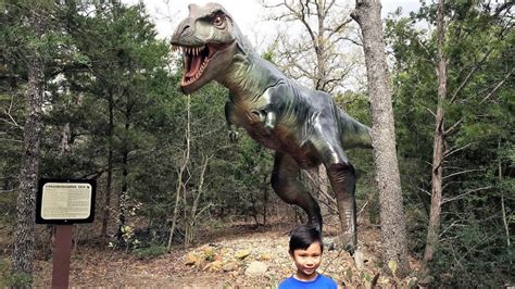 Dinosaur Park Texas Tour & Dinosaur Identification (HD) | Dinosaur park ...