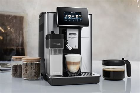 Is the De'Longhi PrimaDonna Soul Coffee Machine Worth the $2,799 Price ...