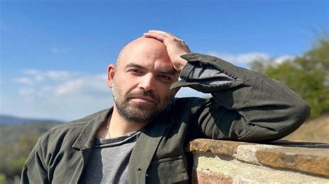 Roberto Saviano Cacciato Dalla Rai E Contro Il Codice Etico