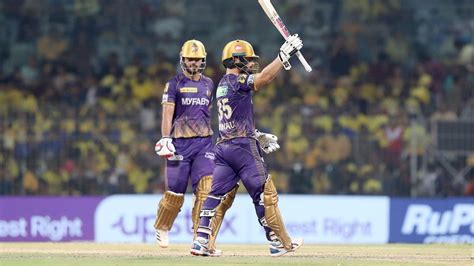 IPL 2023 MS Dhoni S Beautiful Gesture For Rinku Singh After CSK Vs KKR