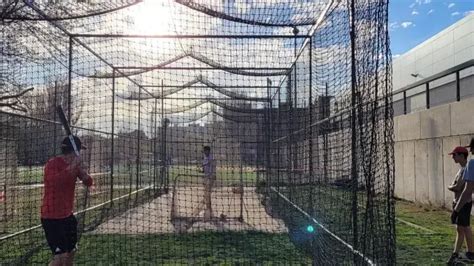 El túnel de bateo ya en la Ciudad Deportiva