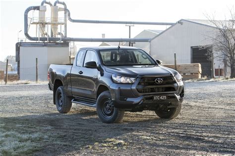 Toyota Hilux 2020 – н.в., 8 поколение рестайлинг, Пикап Полуторная ...