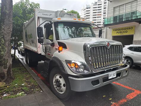 Llegan A Cali Camiones Para El Servicio De Recolecci N De Basuras