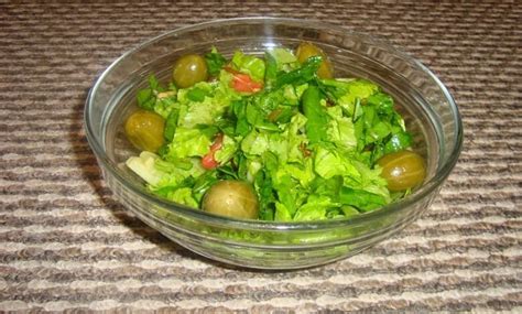 Салата с каперси | Троян експрес