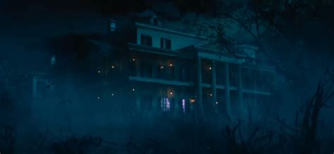 Winona Ryder and Dan Levy Shine in ‘Haunted Mansion’ Deleted Scene ...