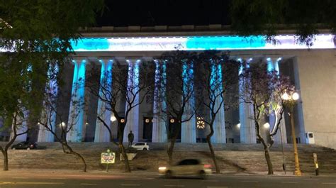 Fotos monumentos porteños se iluminaron para homenajear a Maradona