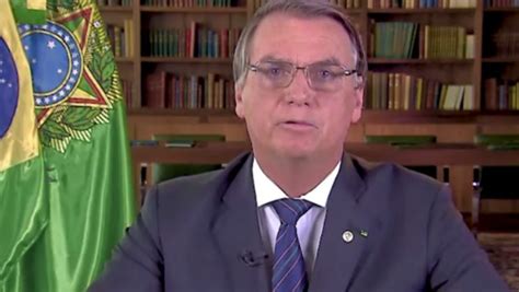 Em Pronunciamento Bolsonaro Critica Passaporte Vacinal E Distorce