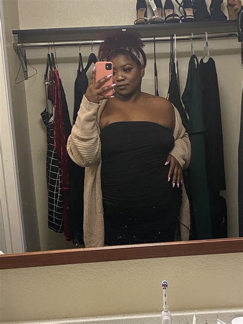 Chubby Babe Here Scrolller