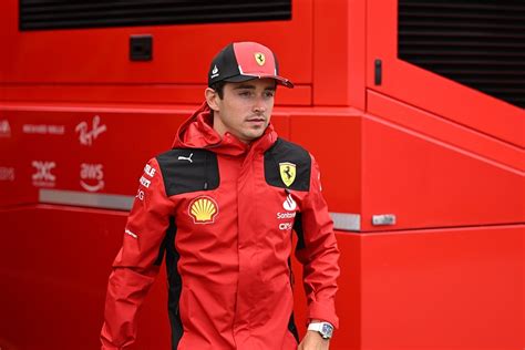 Quizás Demasiado La Crítica De Ferrari A Charles Leclerc Tras Su Choque En La Qualy Minuto