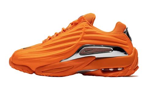 Nike Nocta Hot Step WHATS ON THE STAR