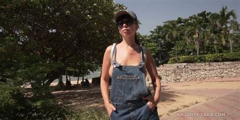 Naughty Russian MILF Exhibitionist Tnaflix