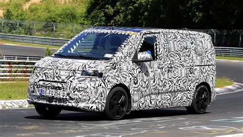 New 2021 Volkswagen Transporter T7 Plug In Hybrid Spied Pictures