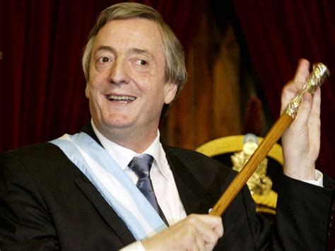 El Ex Presidente Argentino Néstor Kirchner Muere De Un Infarto A Los 60 Años Rtvees