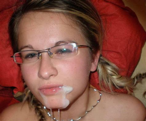 Too Much For Her To Swallow At Once Porn Pic