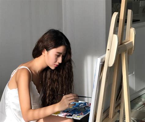 G C Nghi Ng C A Hot Girl Nh M V G I Xinh Tr N Facebook Ai P H N