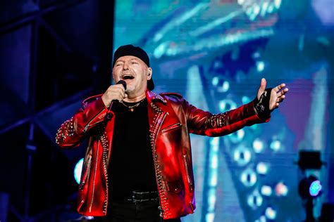 Le Foto Del Concerto Di Vasco Rossi A Trento Rolling Stone Italia