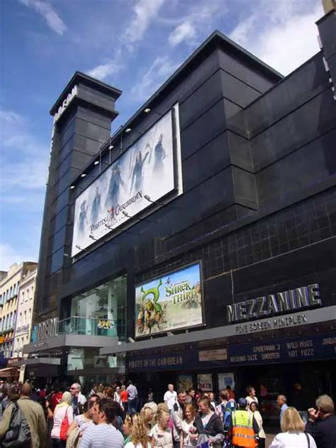 London Cinema Buildings - Photos, Architecture - e-architect