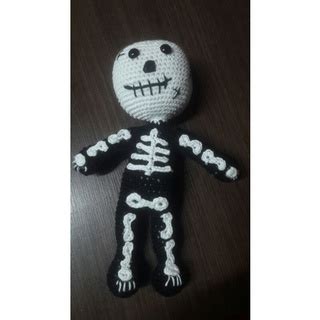 Boneco Esqueleto Amigurumi Brilha No Escuro Shopee Brasil