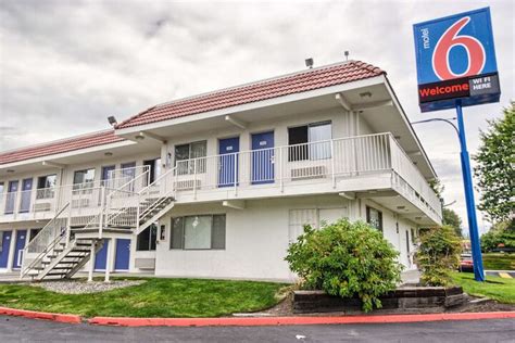 Motel 6 Everett WA South Everett | Bookonline.com