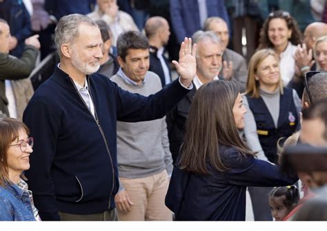 Felipe Vi And Letizia Return To Flood Zone For First Time Since Being