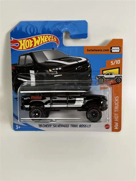 HOT WHEELS Chevy Silverado Trail Boss Lt Hw Chaud Camions