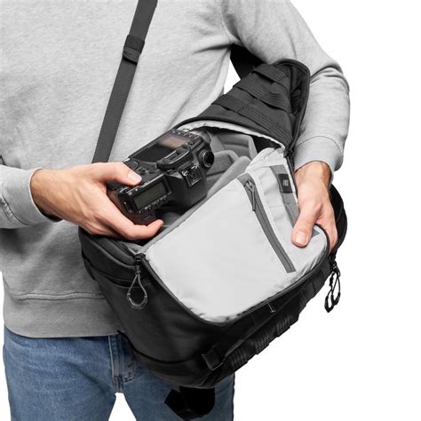 ProTactic BP 300 AW II LP37265 PWW Lowepro Global