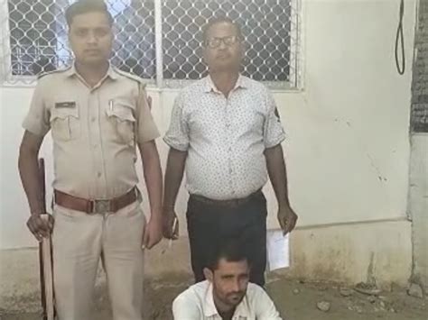 When The Patrolling Police Tried To Escape The Police Caught लोडेड