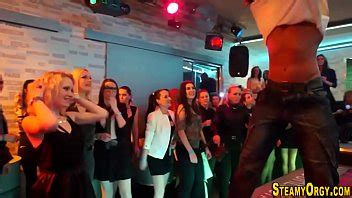 Cfnm Cochonne Soufflant Coq XVIDEOS